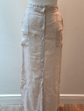 Button-Front Linen Maxi Skirt in Light Beige